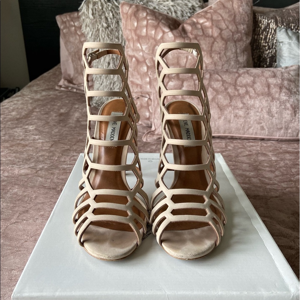 STEVE MADDEN Slither heels